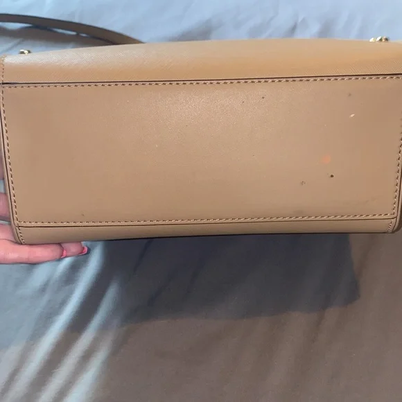 Michael Kors Beige Square Purse Bag with Gold Studs Great Condition Trendy - Picture 7 of 7